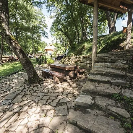Apartment Gradacka Banja Brvnare