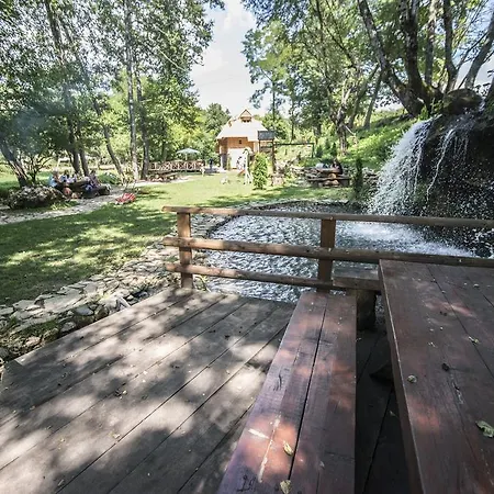 Gradacka Banja Brvnare *