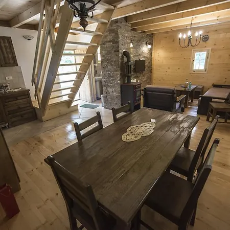 Apartment Gradacka Banja Brvnare